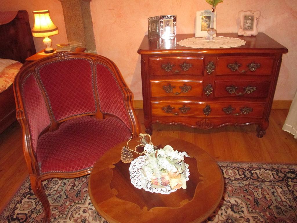 Les Sources Bed & Breakfast Poilley  Ngoại thất bức ảnh