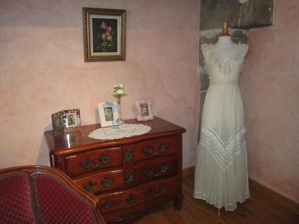 Les Sources Bed & Breakfast Poilley  Ngoại thất bức ảnh