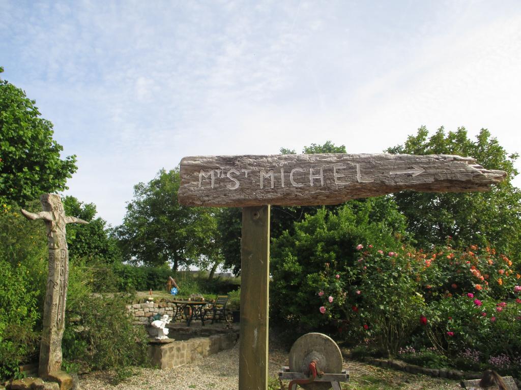 Les Sources Bed & Breakfast Poilley  Ngoại thất bức ảnh